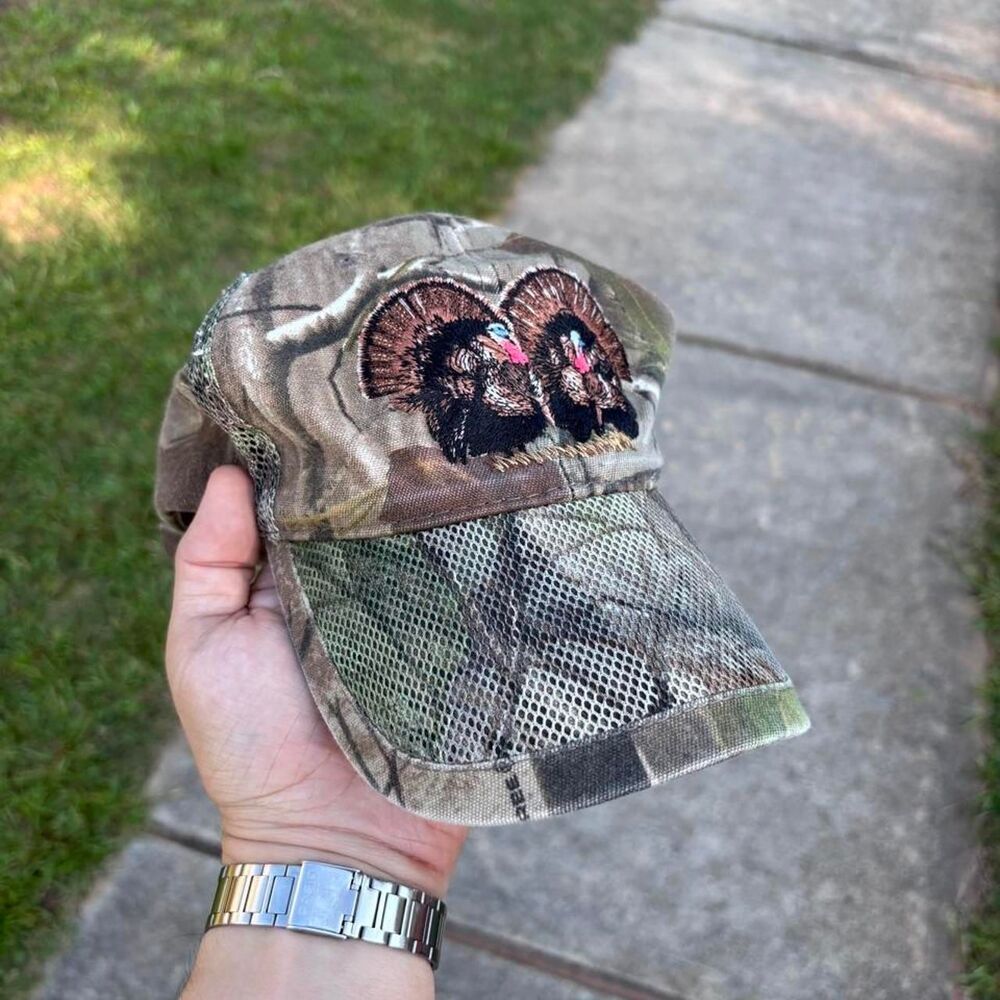 Vintage 1990s Winchester turkey embroidery camo strap back hat, OSFA!
